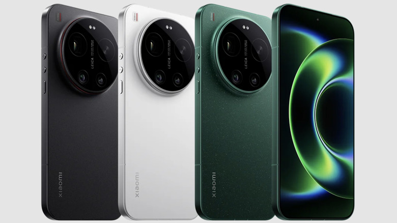A row of four Xiaomi 17 Ultra phones in various colors against a white background.