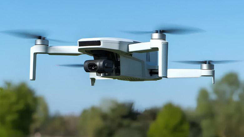 Potensic Atom 2 in full flight