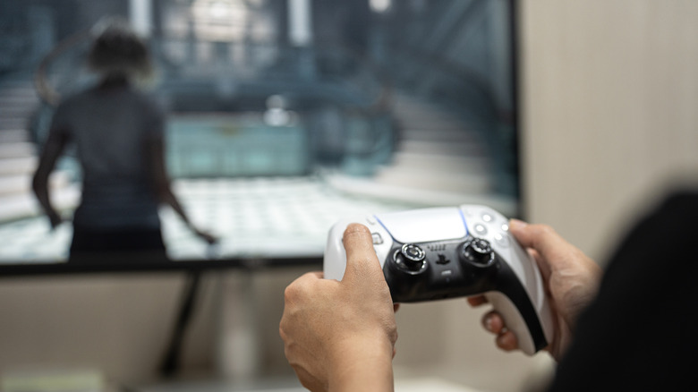 Playing the PS5