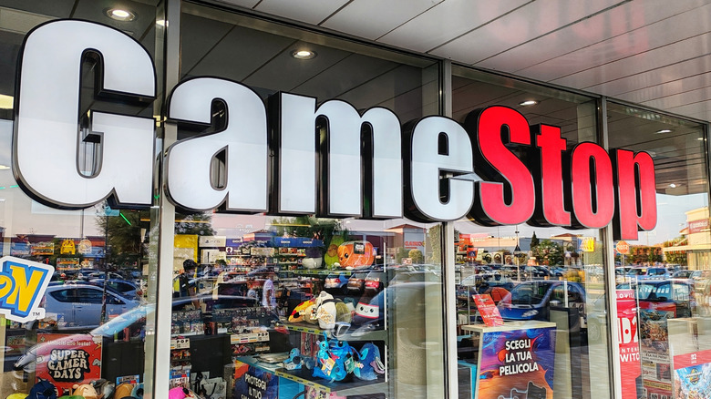 The front of a GameStop store in a shopping center