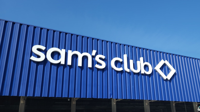The Sam's Club logo on the side of a building.