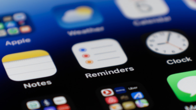Various apps on an iPhone screen, including Reminders.
