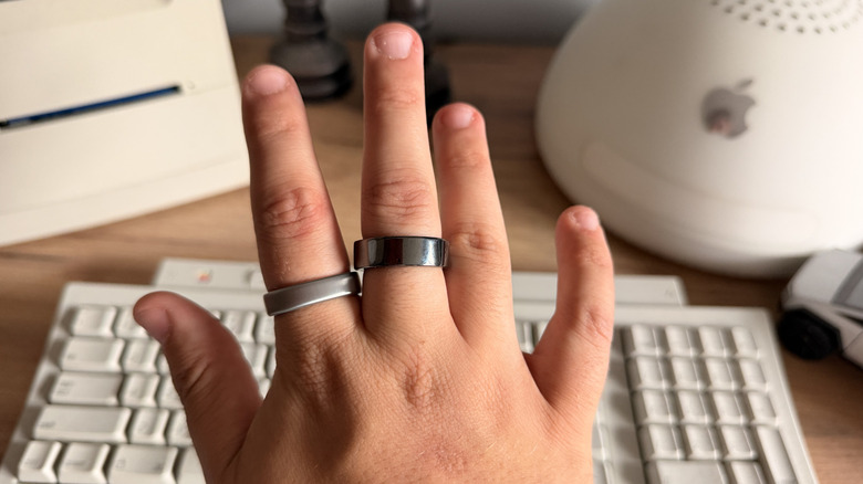 Wearing the Oura Ring 3 and 5 on my fingers to demonstrate different sizes
