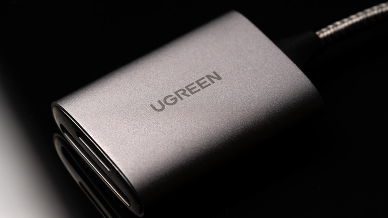 A UGREEN card reader.