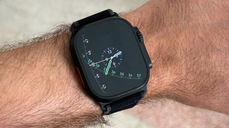 Close-up shot on an Apple Watch Ultra 2 in a man's wrist