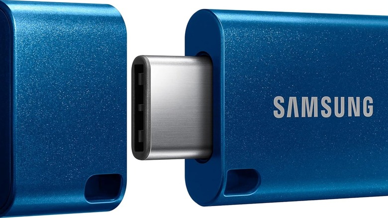 A Samsung Type-C Flash Drive.