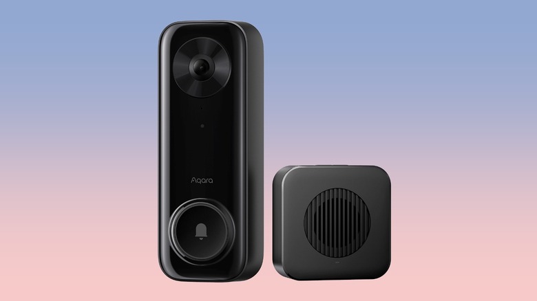 The Aqara G400 against a gradient background