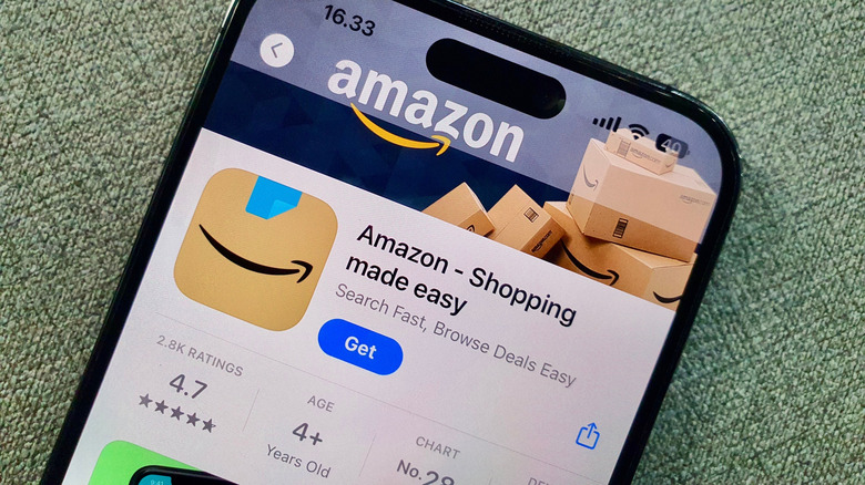 Amazon application icon on Apple iPhone 14 Pro Max screen close-up
