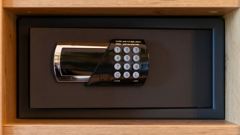A safe of a shelf