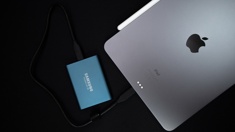 A Samsung external SSD connected to an iPad via the USB-C port