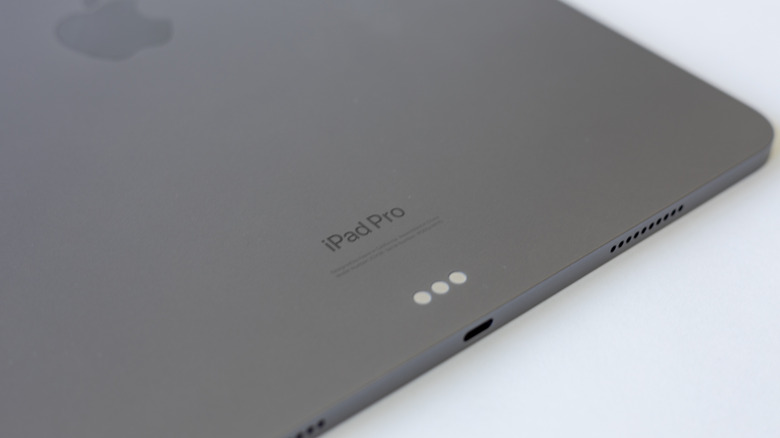 Close up of an iPad Pro with USB-C port in focus