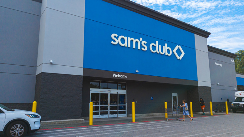 The front entrance to a Sam's Club wholesale store.