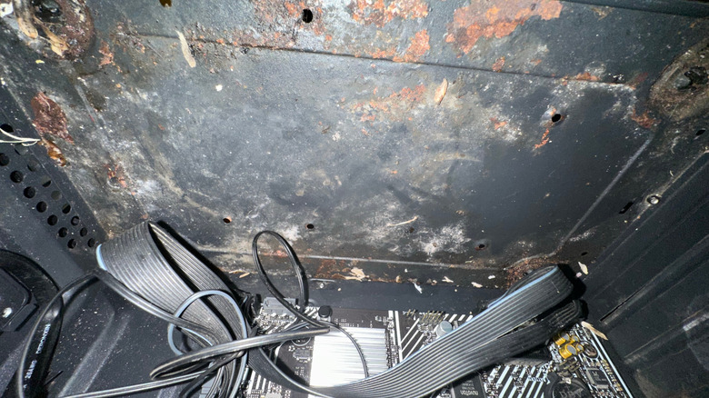 Rust on PC due to humidity