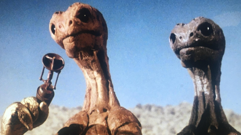 Aliens standing next to each other in "Laserblast."