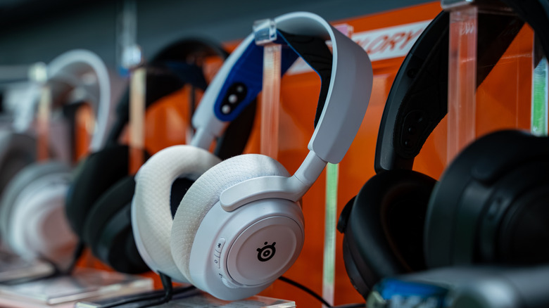 Close-up of SteelSeries gaming headphones on display in and electronics store