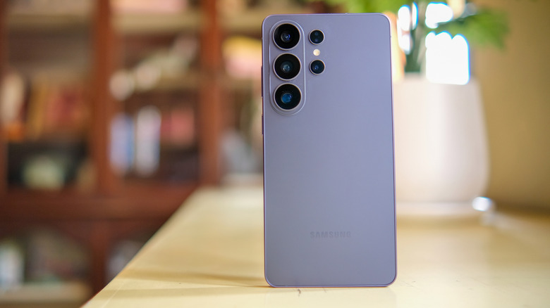 The Samsung Galaxy S26 Ultra standing up on a table.