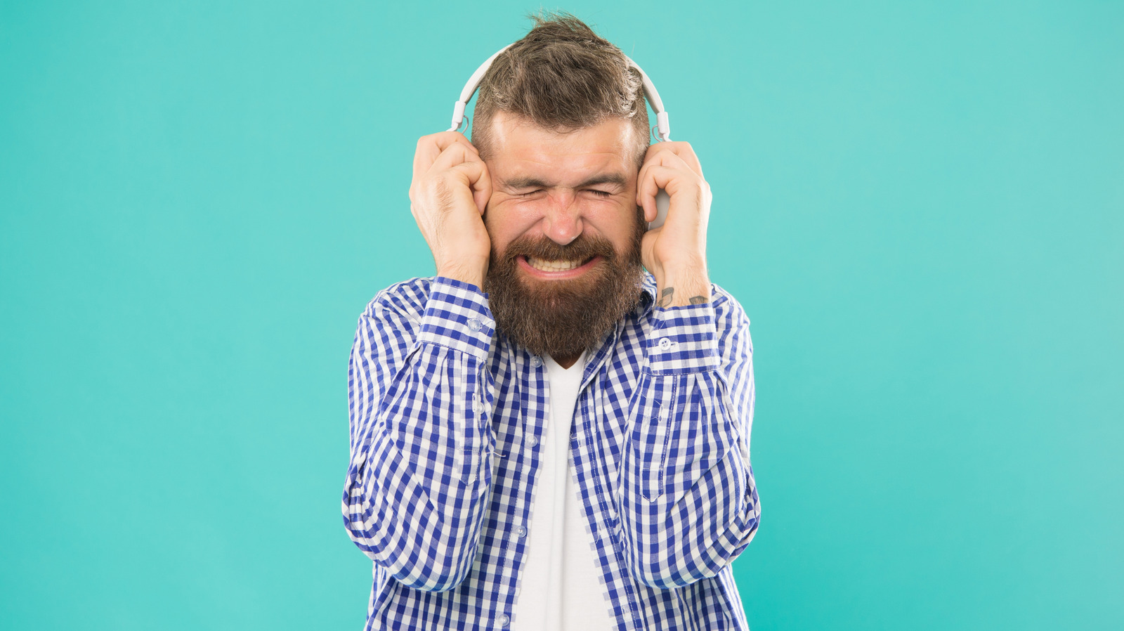 8 Things That Can Ruin Your Headphones' Sound Quality