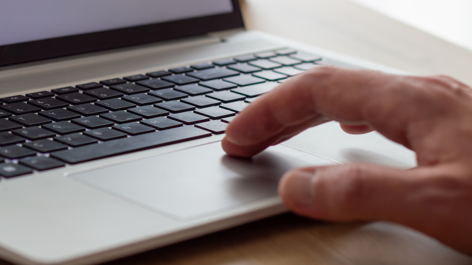 8 Tips And Tricks Every Windows Touchpad User Should Know