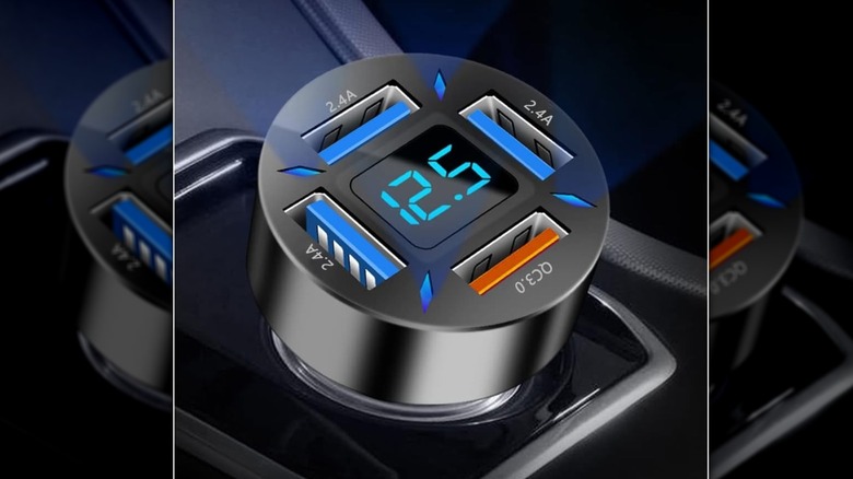 Aokdom smart car charger studio shot