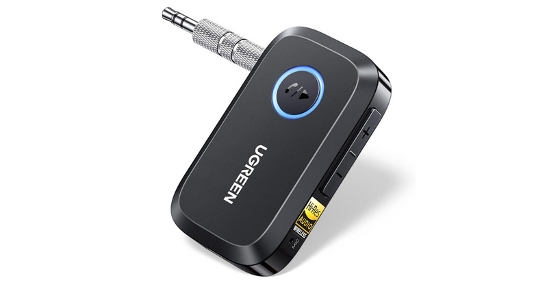 UGreen Bluetooth Receiver with audio jack sticking out