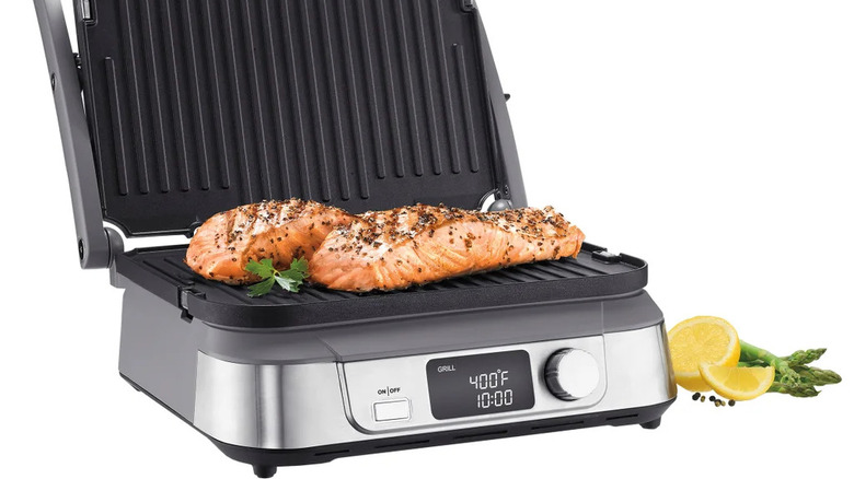 Cuisinart Digital Griddler grilling two pieces of salmon.