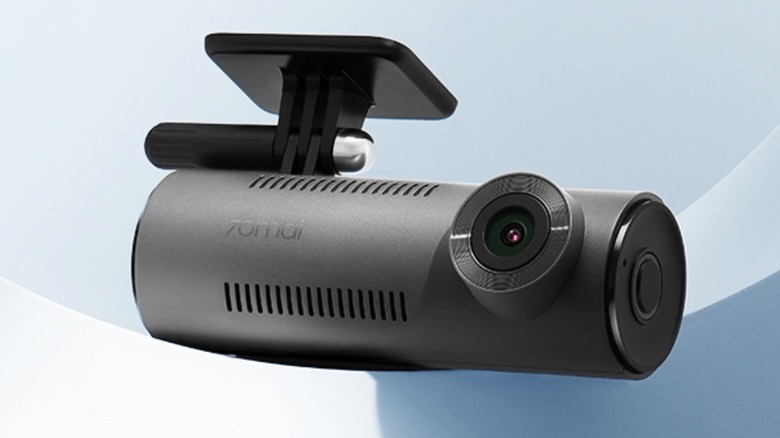 70mai M310 dash cam design render