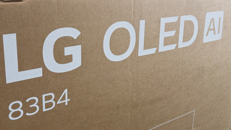 The exterior of an LG OLED TV box.