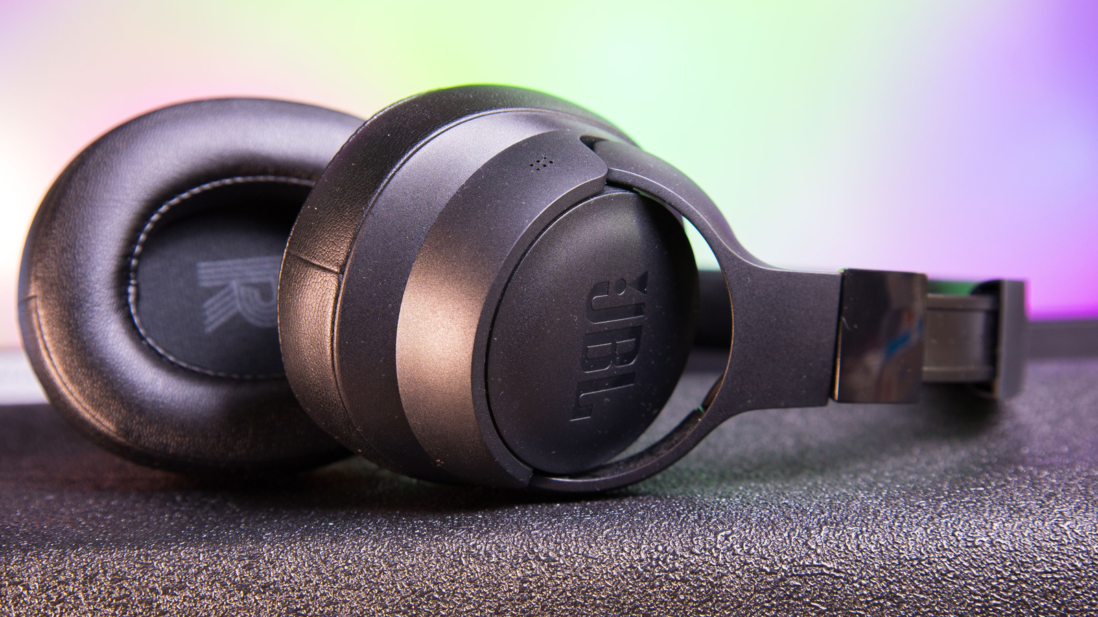 9 Highly-Rated Headphones You Can Get For Under $50