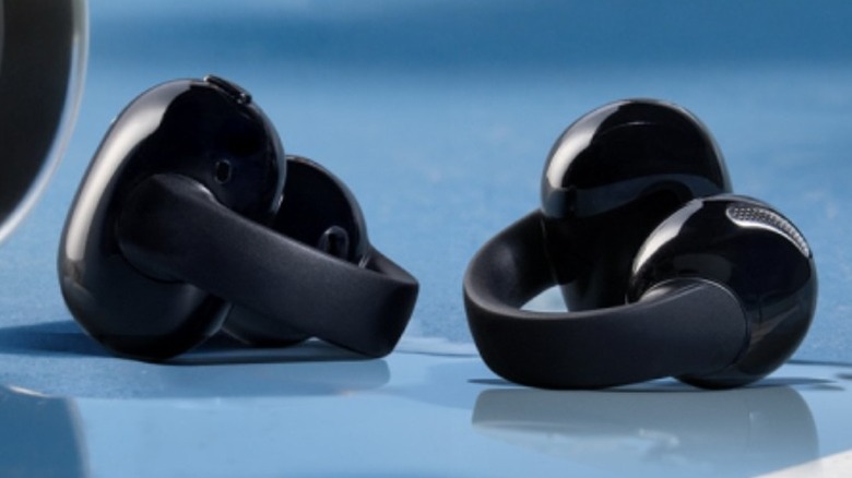 Closeup of Soundcore C50i in-ear headphones
