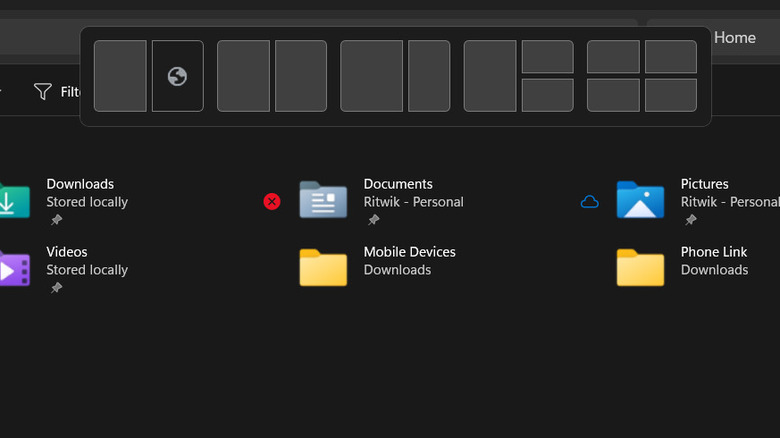 Snap Layouts formats on a Windows PC with Windows File Explorer in the background