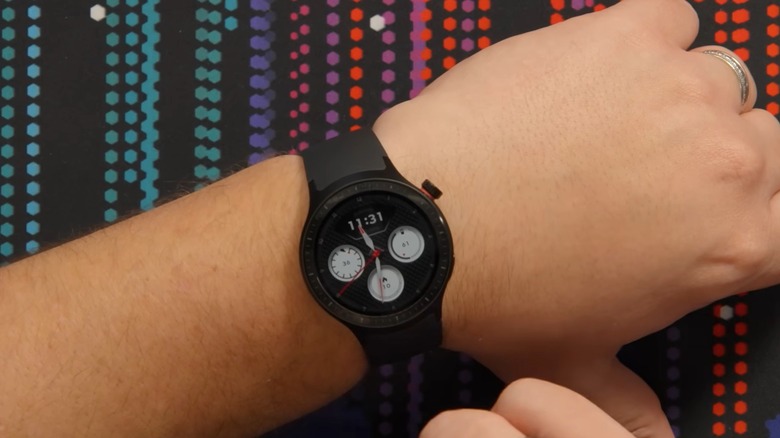 Person wearing the Motorola Moto Watch