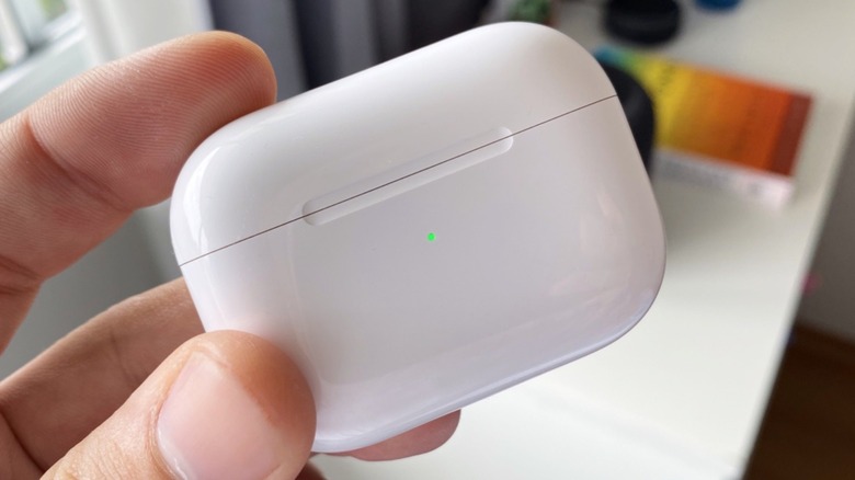 AirPods Pro charging case