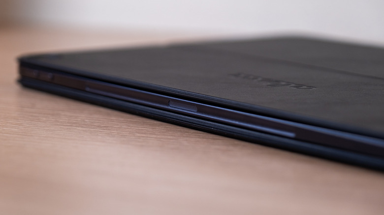 Amazon Alexa Tablet 12 Pro side