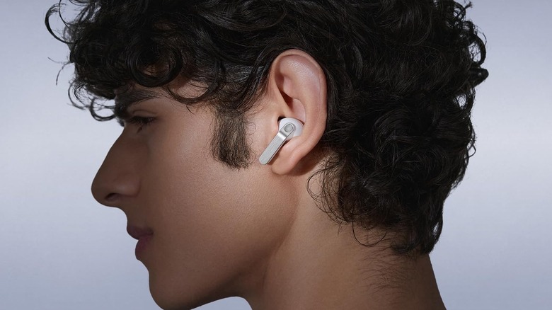A person wearing the Samsung Galaxy Buds 4 Pro.