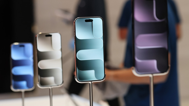 Different iPhone Air colors
