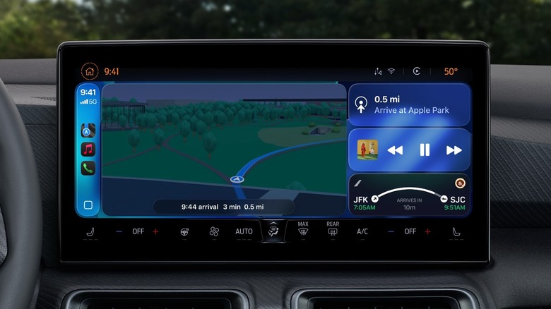 iOS 26 CarPlay in action with Apple Maps, widgets, and Live Activities