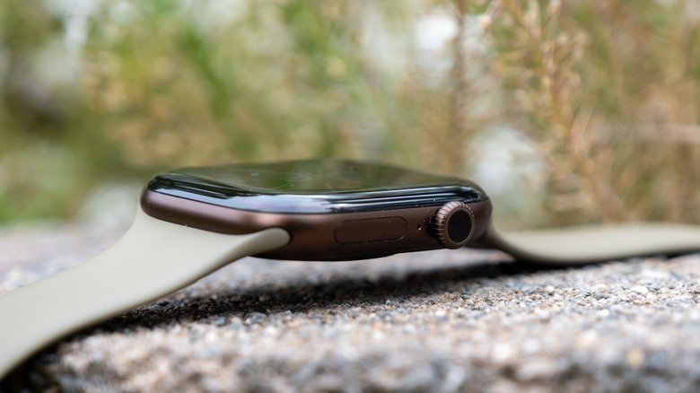 Side of the Apple Watch Series 12