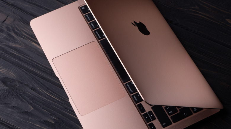 The M1 MacBook Air on a desk.