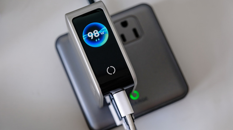 A 100W UGREEN charger.