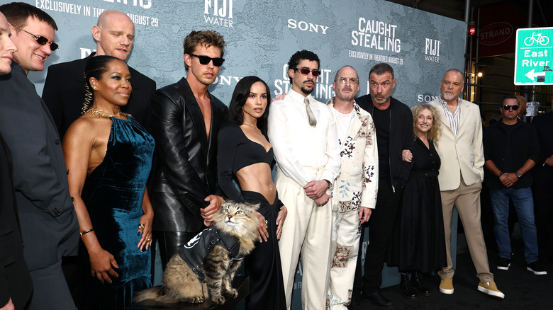 "Caught Stealing" cast and crew at the premiere.