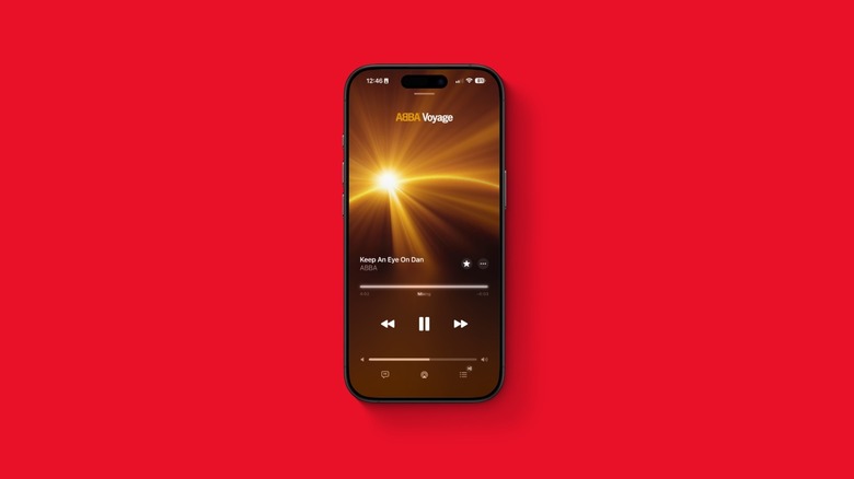 Apple Music's AutoMix feature in action