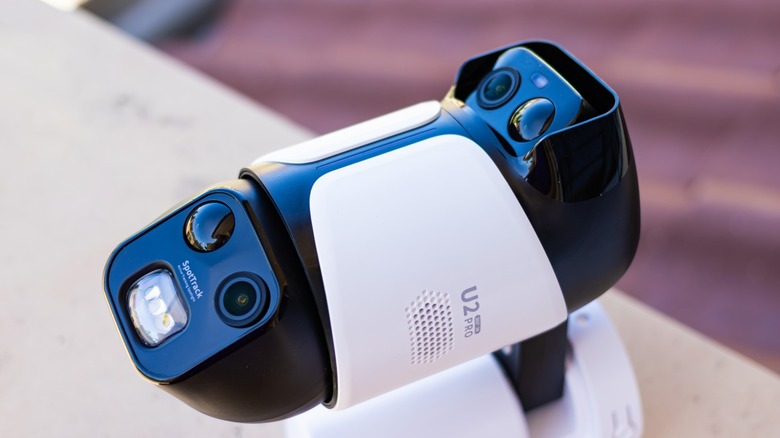 Baseus Security PrimeSentinel U2 Pro security camera showing its two cameras