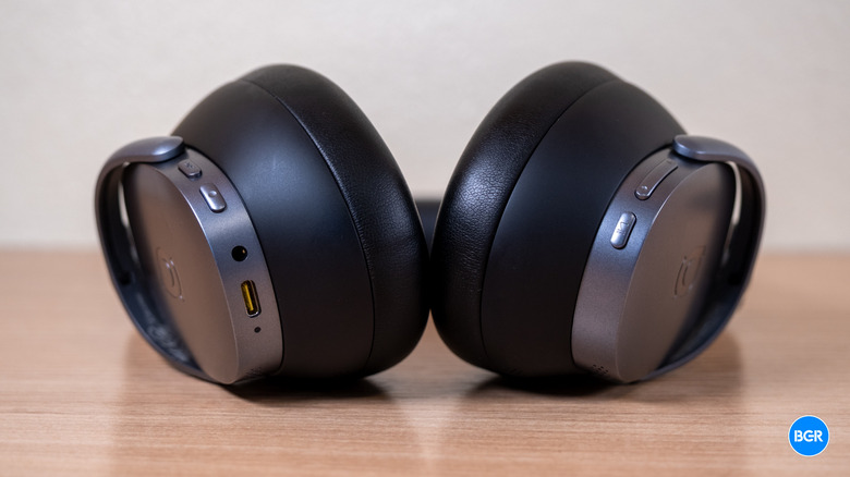 Ear cups on the Baseus XH1 headphones