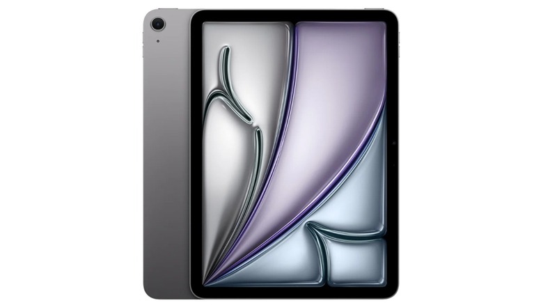 The front and back of the Apple iPad Air M4, on a white background.