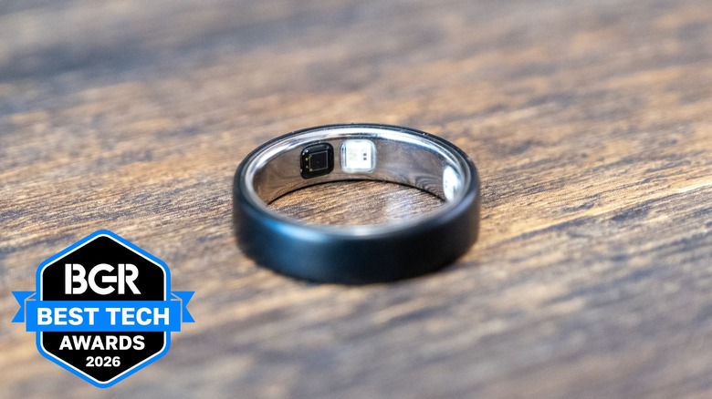 Oura Ring 5 sitting on a table.