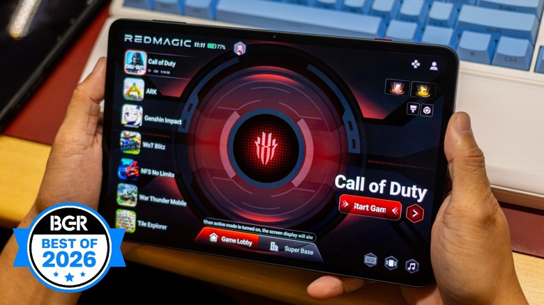 Someone holding the RedMagic Astra 2 tablet.
