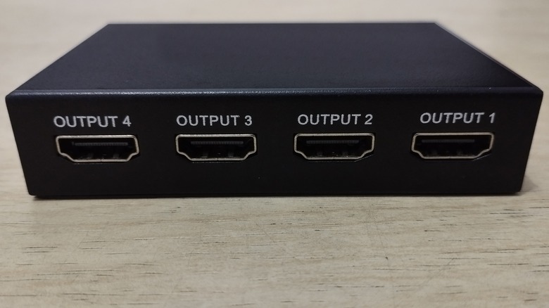 The rear of an HDMI splitter.
