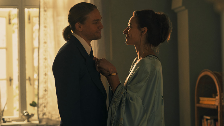 Charlie Hunnam and Antonia Desplate in Shantaram