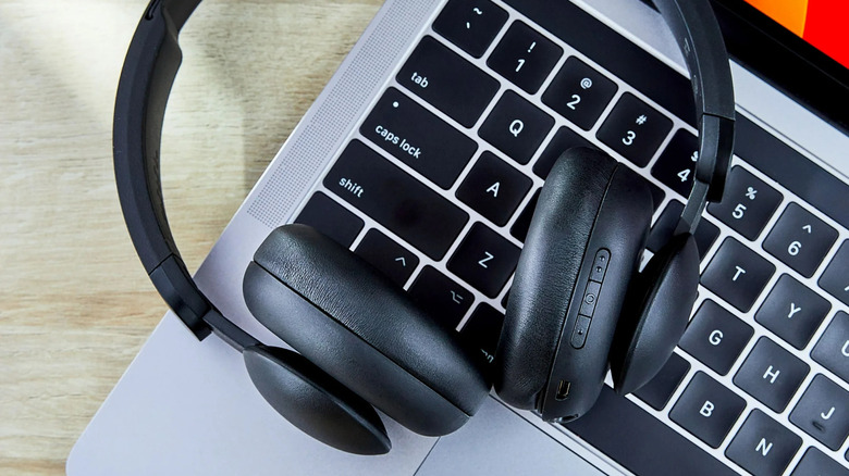 bgr.com - Tom Bedford - 15 Cheap Headphone Brands Ranked From Worst To Best