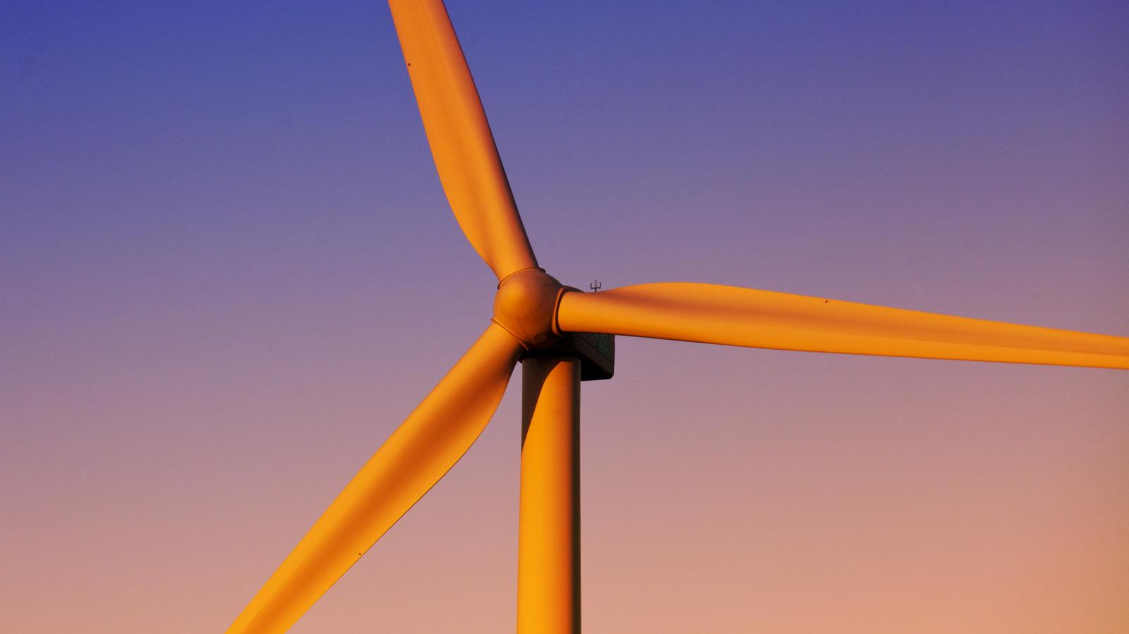 bgr.com - Trevor Mogg - China's New Offshore Wind Farm Is A Gamechanger For Clean Energy